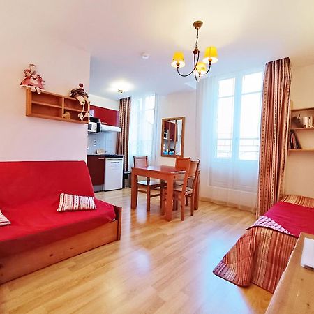 Le Bouquetin, Studio, Centre Luchon, Wifi, Casier A Skis, Ascenseur, 3 Personnes Bagnères-de-Luchon Eksteriør billede